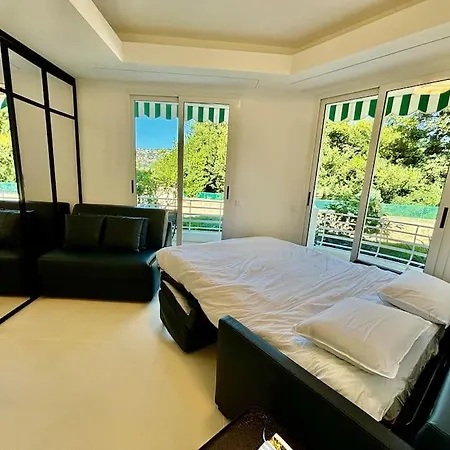 Cap Ferrat Wifi Clim Vue Et Bord De Mer Apartman